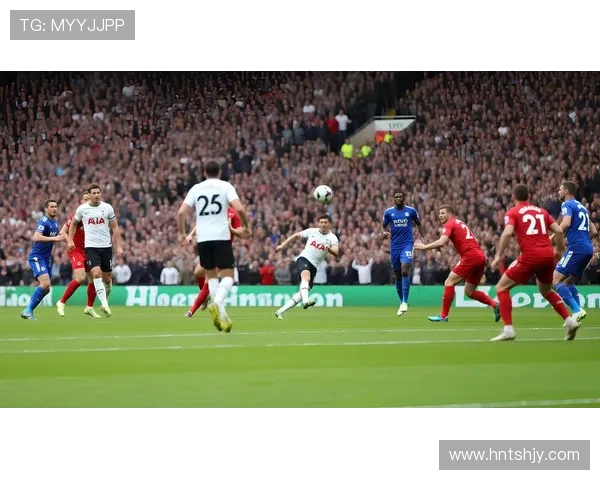 带丹的足球明星们如何在绿茵场上演绎激情与梦想的传奇故事 带丹的足球明星们如何在绿茵场上演绎激情与梦想的传奇故事