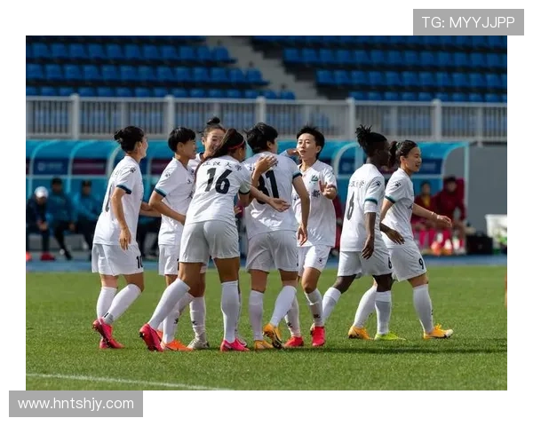 赛后分析:北京足球队与武汉足球队实力对比及比赛亮点总结 赛后分析:北京足球队与武汉足球队实力对比及比赛亮点总结